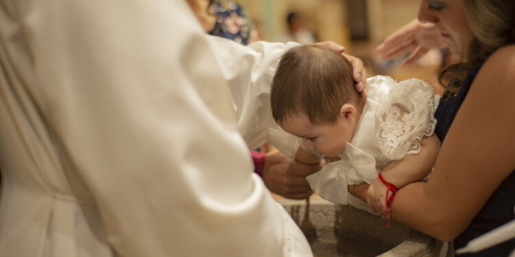 Pour le baptême de votre enfant, pensez aux cadeaux personnalisés pour vos invités